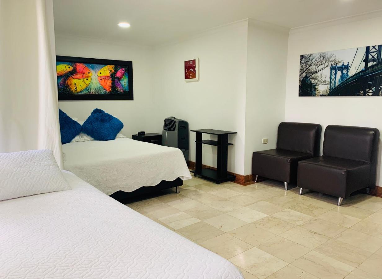 Hotel Lleras Premium #1 เมเดยิน ภายนอก รูปภาพ