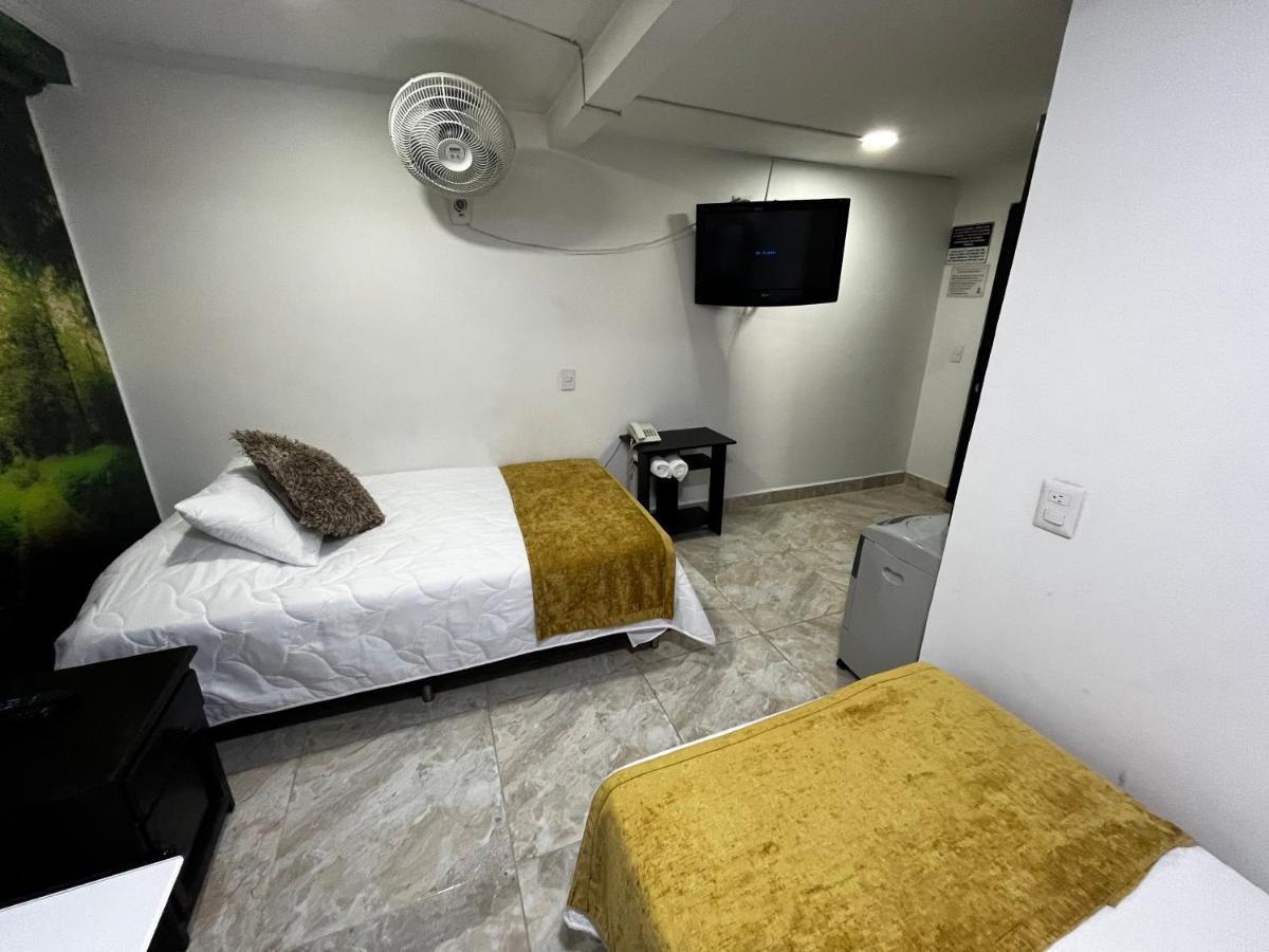 Hotel Lleras Premium #1 เมเดยิน ภายนอก รูปภาพ